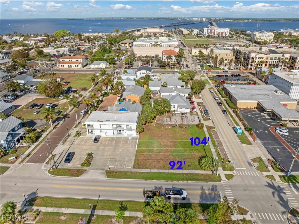 345 Taylor Street Punta Gorda FL 33950 2025016558 image1