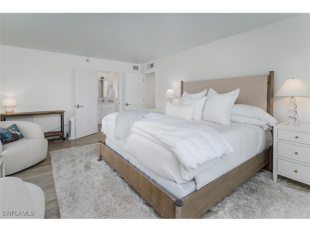 3450 Gulf Shore Boulevard N #210 Naples FL 34103 225064846 image15