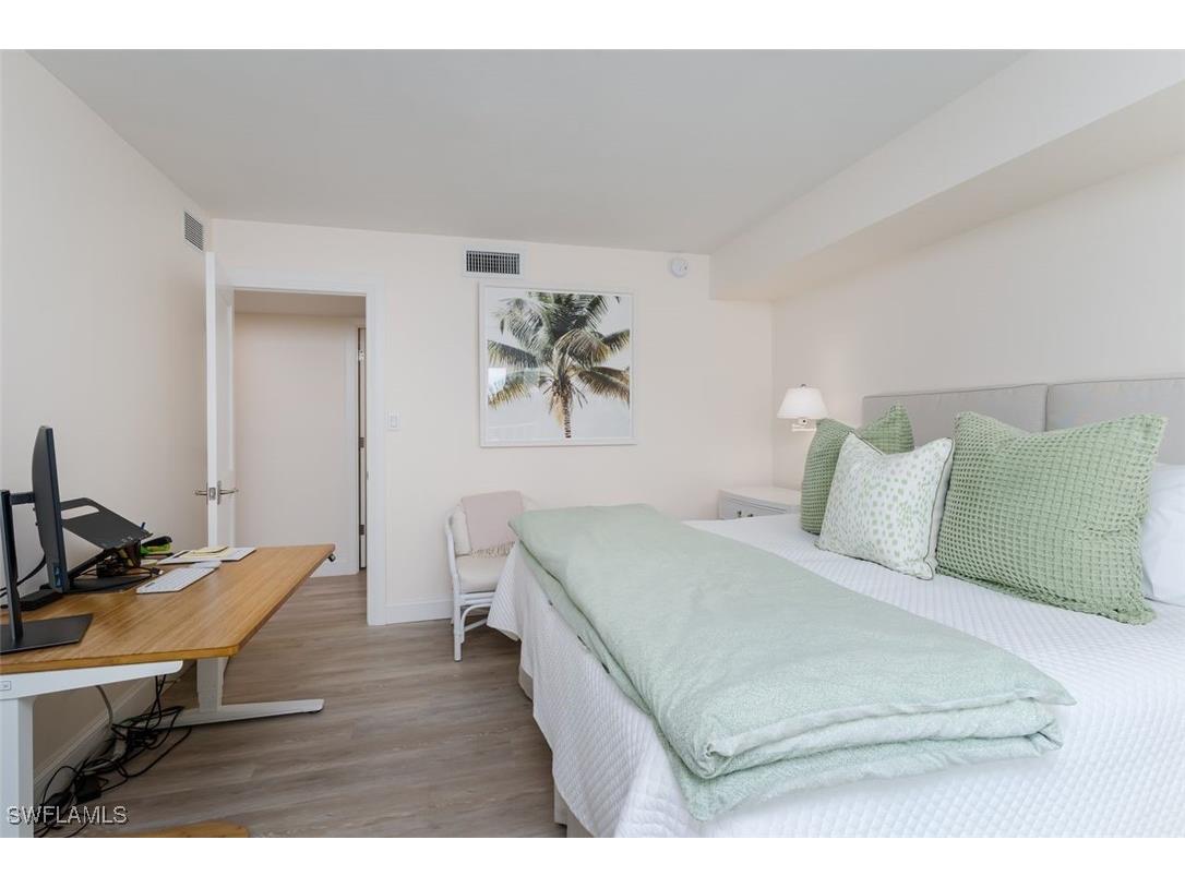 3450 Gulf Shore Boulevard N #210 Naples FL 34103 225075509 image23
