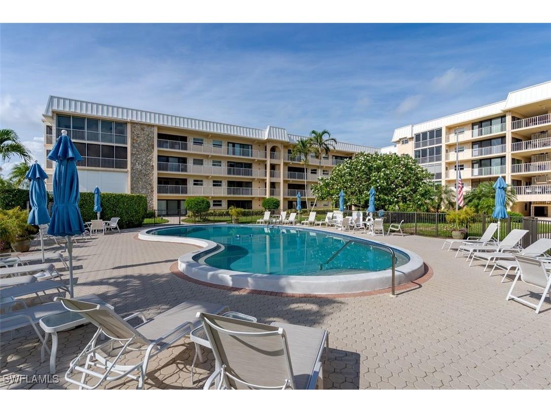 3450 Gulf Shore Boulevard N #210 Naples FL 34103 225075509 image27