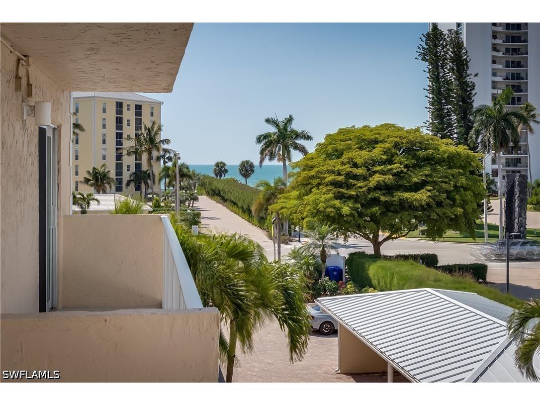 3450 Gulf Shore Boulevard N #305 Naples FL 34103 226012816 image33