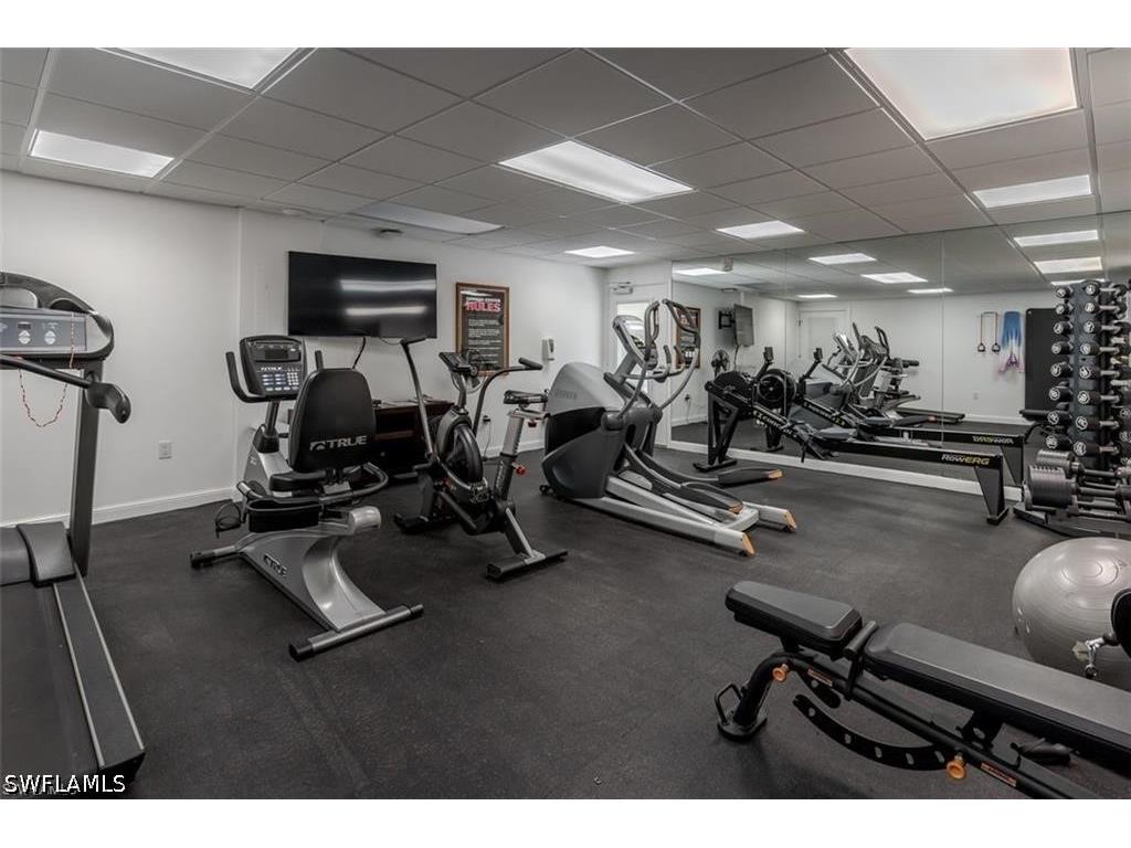 3450 Gulf Shore Boulevard N #305 Naples FL 34103 226012816 image40