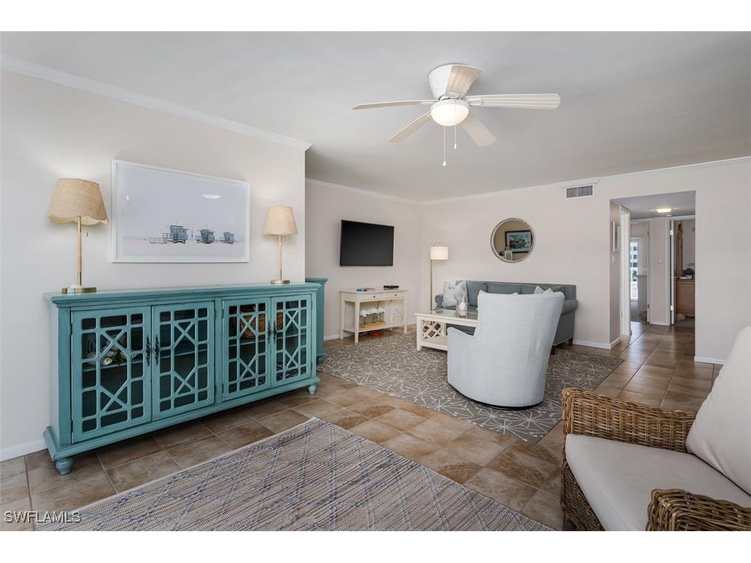 3450 Gulf Shore Boulevard N #315 Naples FL 34103 225073296 image10