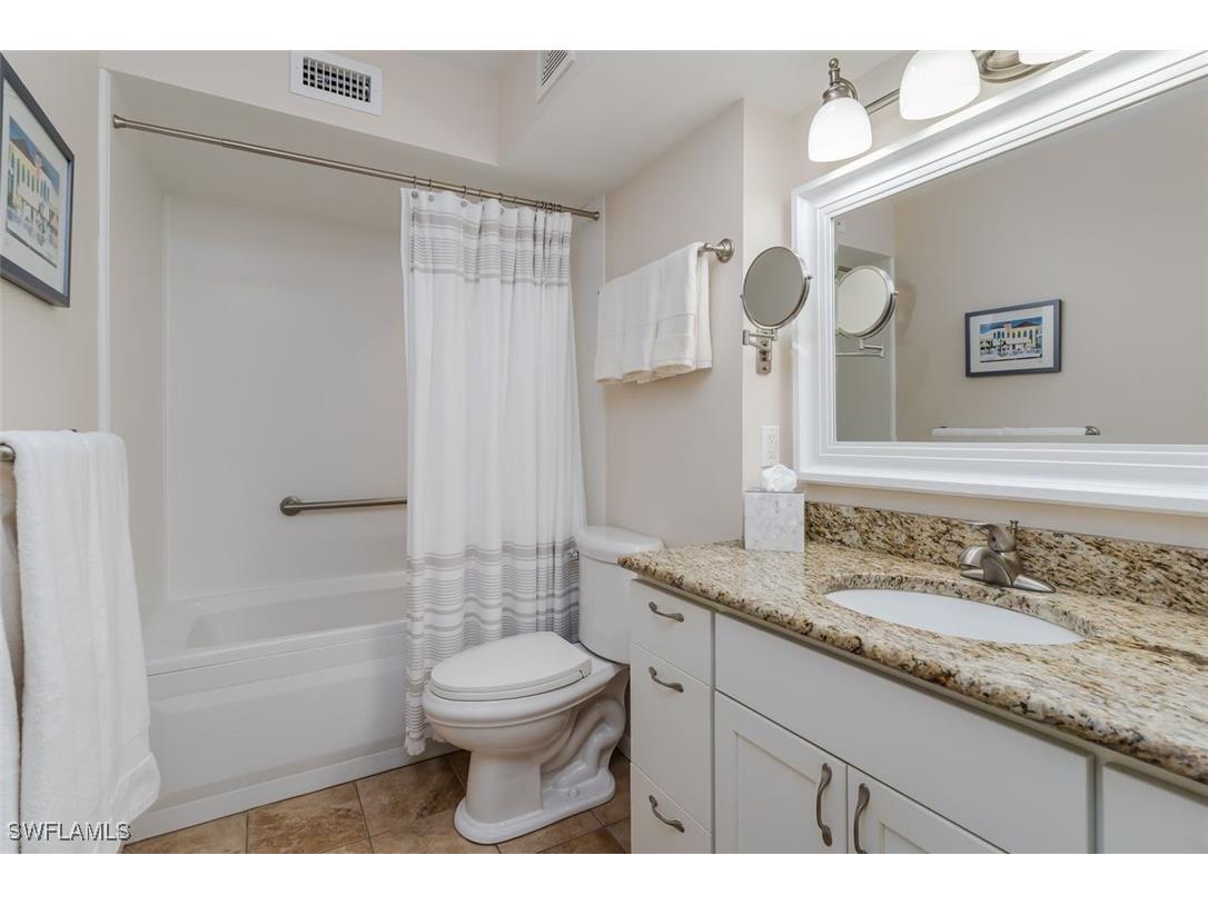 3450 Gulf Shore Boulevard N #315 Naples FL 34103 225073296 image21