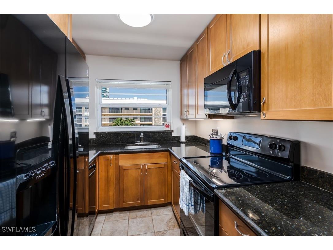 3450 Gulf Shore Boulevard N #315 Naples FL 34103 225073296 image24