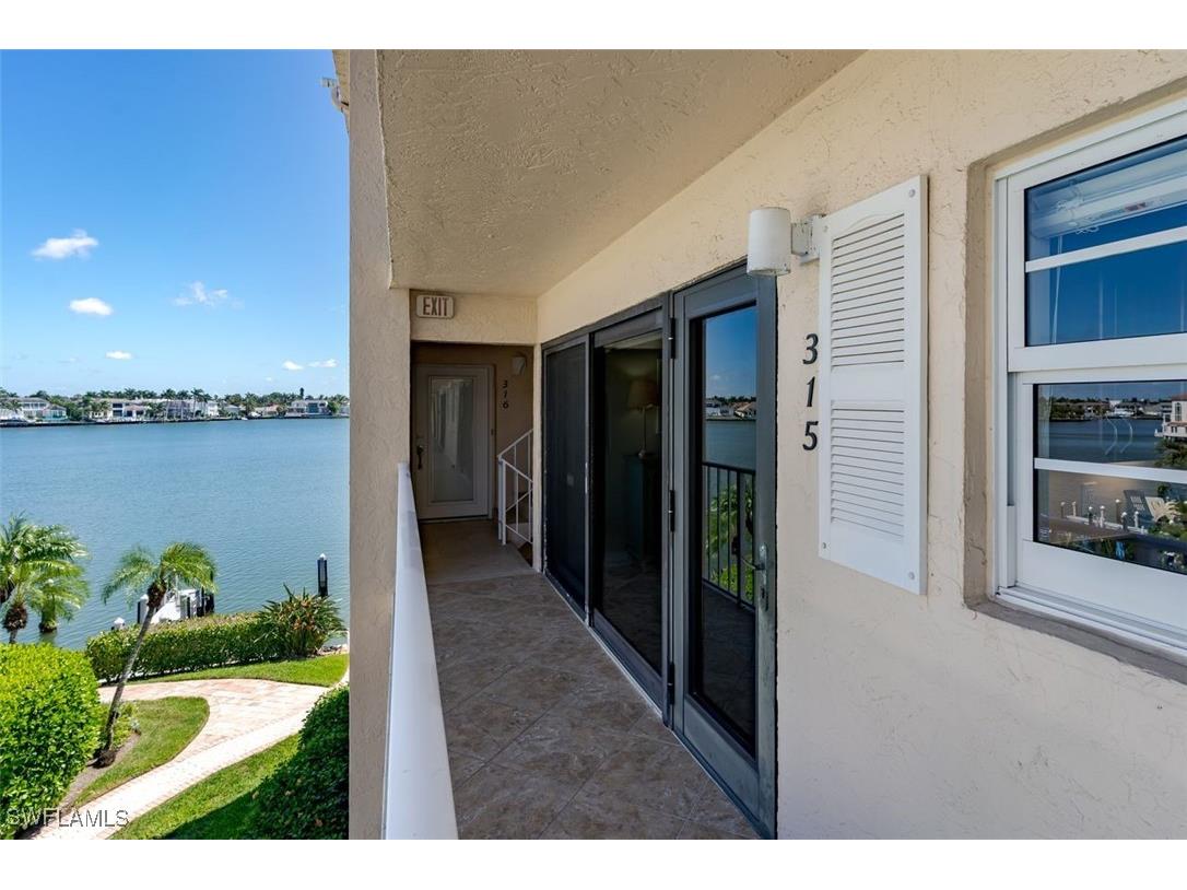 3450 Gulf Shore Boulevard N #315 Naples FL 34103 225073296 image4