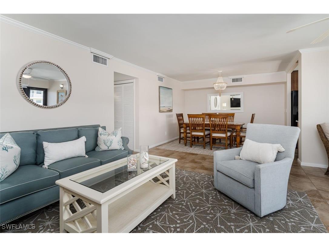 3450 Gulf Shore Boulevard N #315 Naples FL 34103 225073296 image9