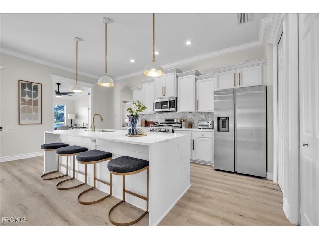 3451 Shady Bend Fort Myers FL 33905 2026003638 image10