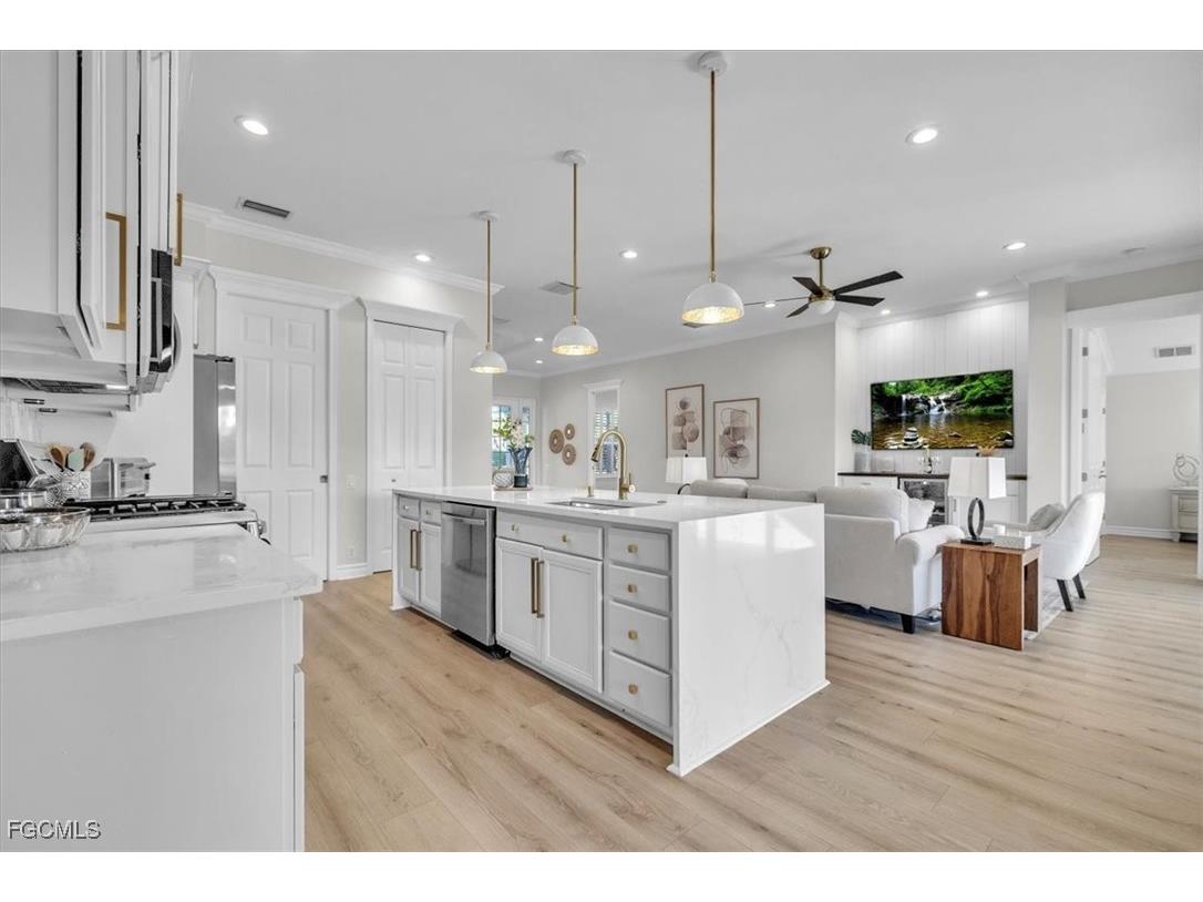 3451 Shady Bend Fort Myers FL 33905 2026003638 image13