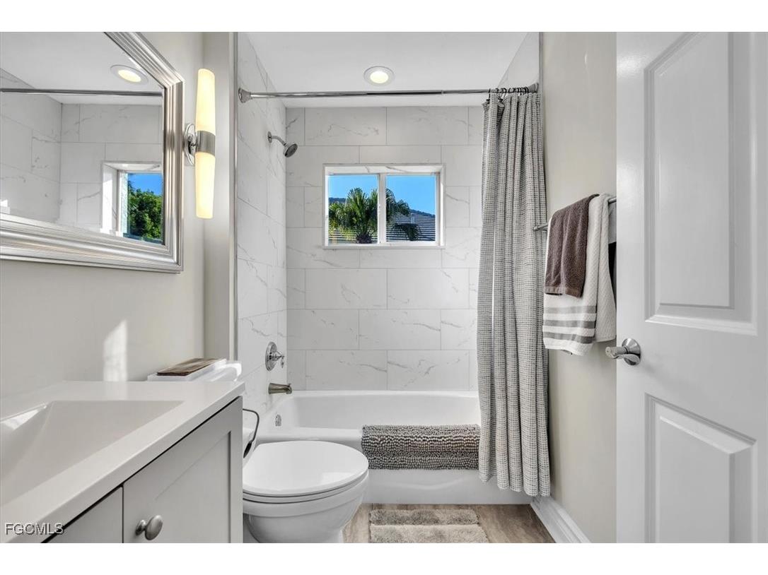 3451 Shady Bend Fort Myers FL 33905 2026003638 image31