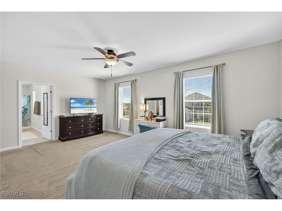 3453 Cancun Court Cape Coral FL 33909 2025020491 image18