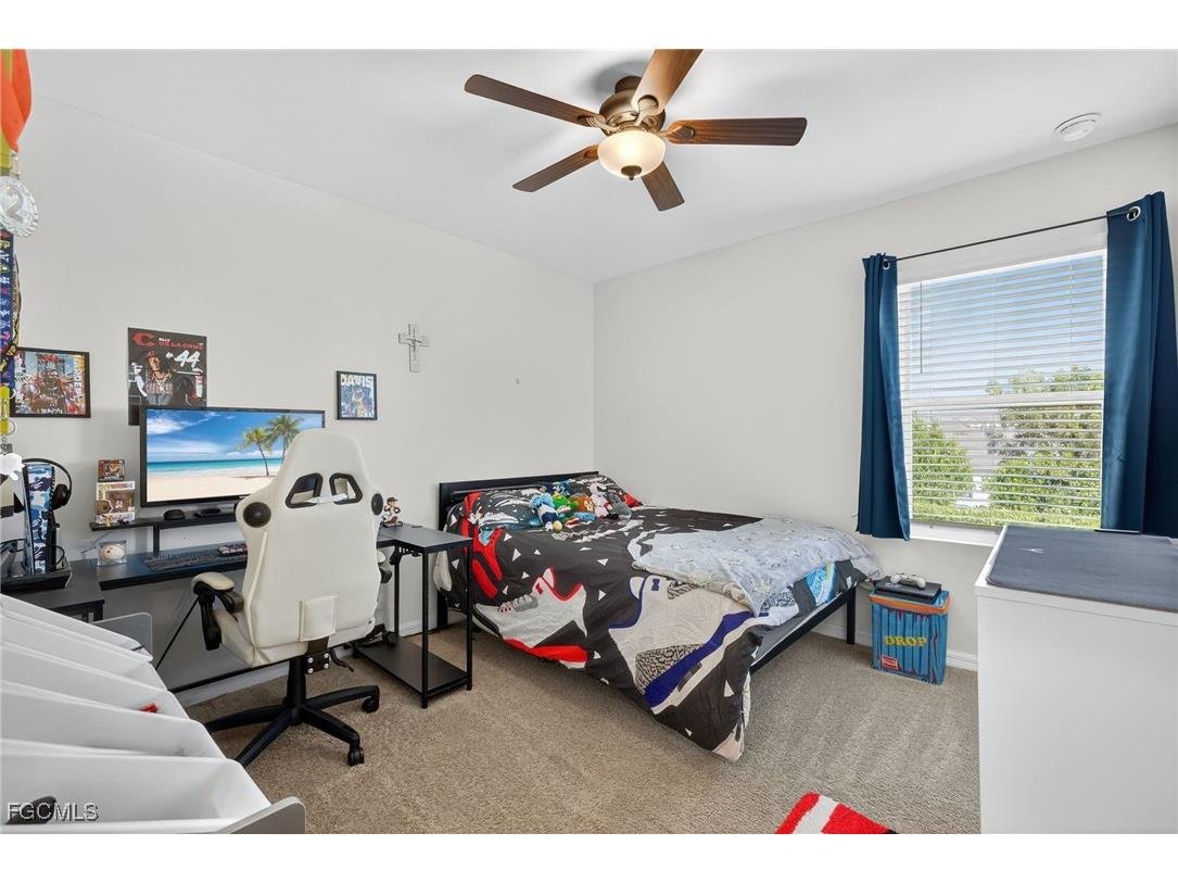 3453 Cancun Court Cape Coral FL 33909 2025020491 image23