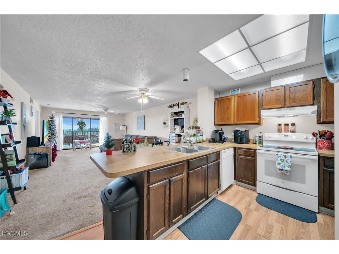 3458 Hancock Bridge Parkway SW #155 North Fort Myers FL 33903 2025025122 image4