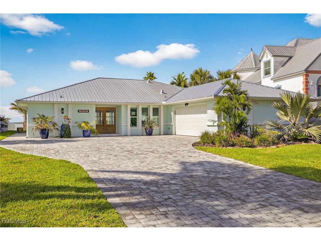 3459 1st Avenue Saint James City FL 33956 2025003425 image1