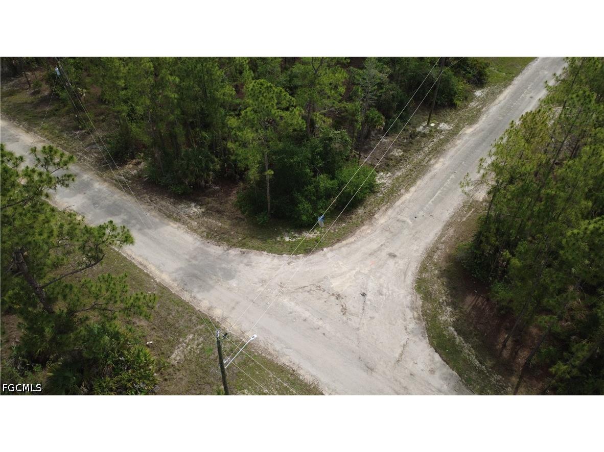 346 Sapphire Street Lehigh Acres FL 33972 2026024621 image4