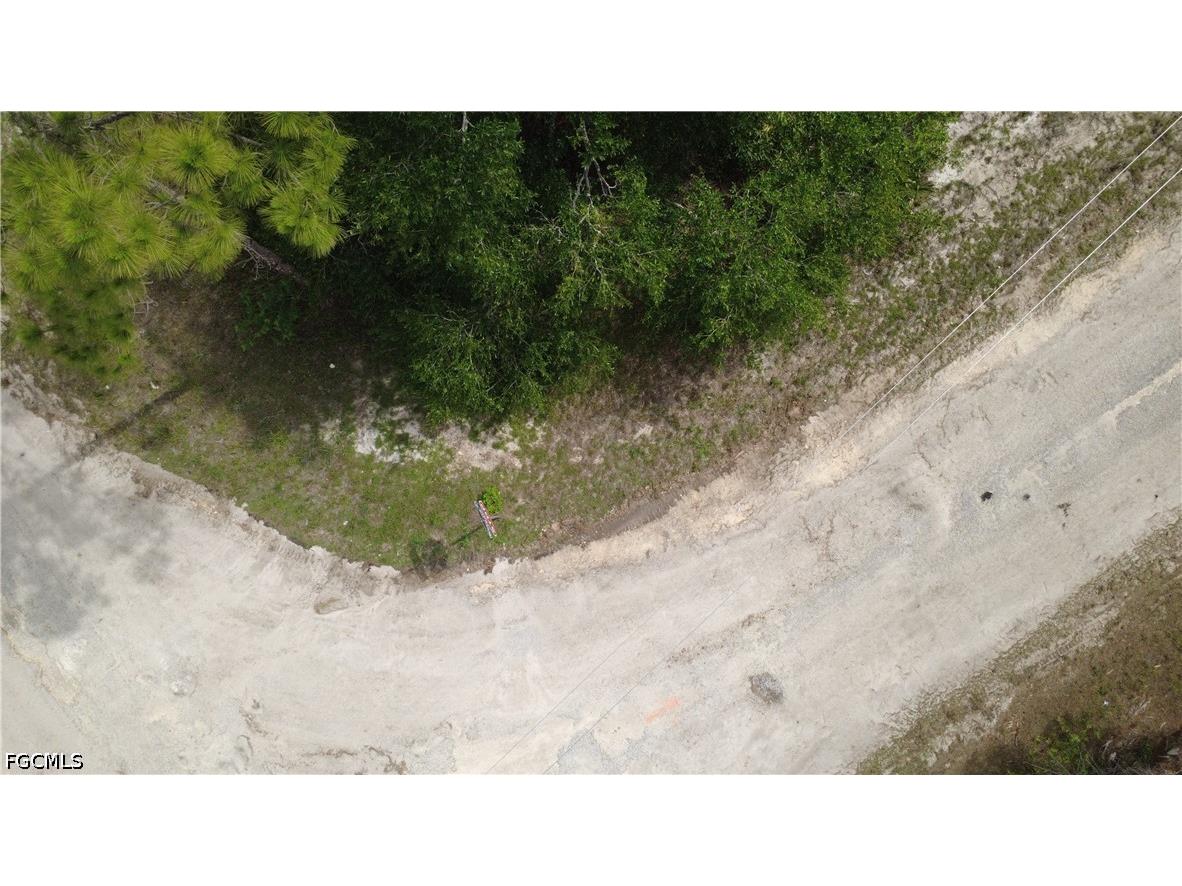 346 Sapphire Street Lehigh Acres FL 33972 2026024621 image5