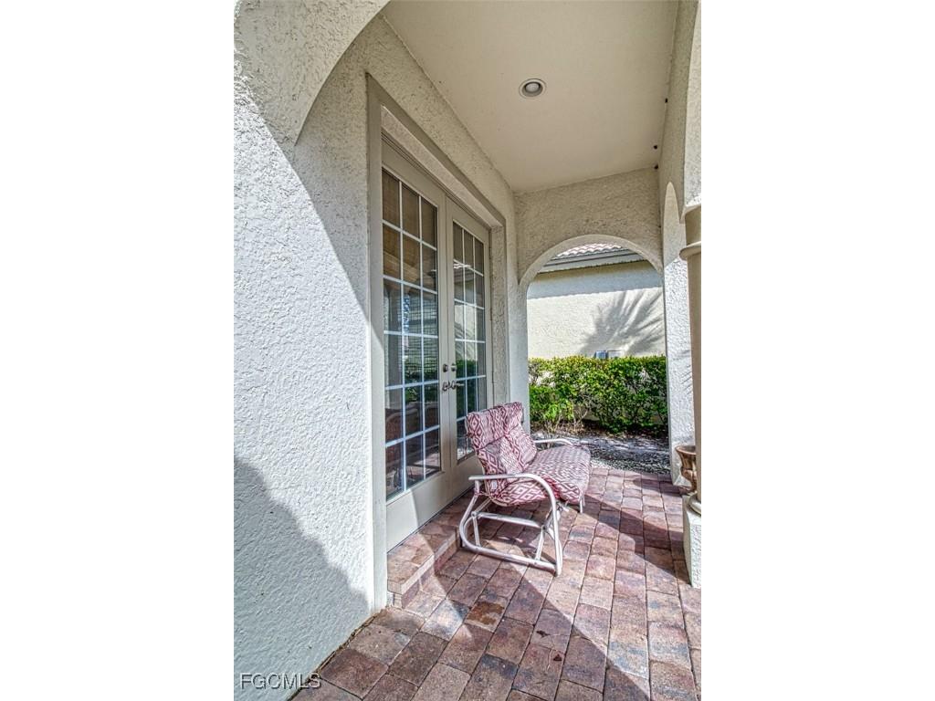 3460 Lakeview Isle Court Fort Myers FL 33905 2025015928 image11