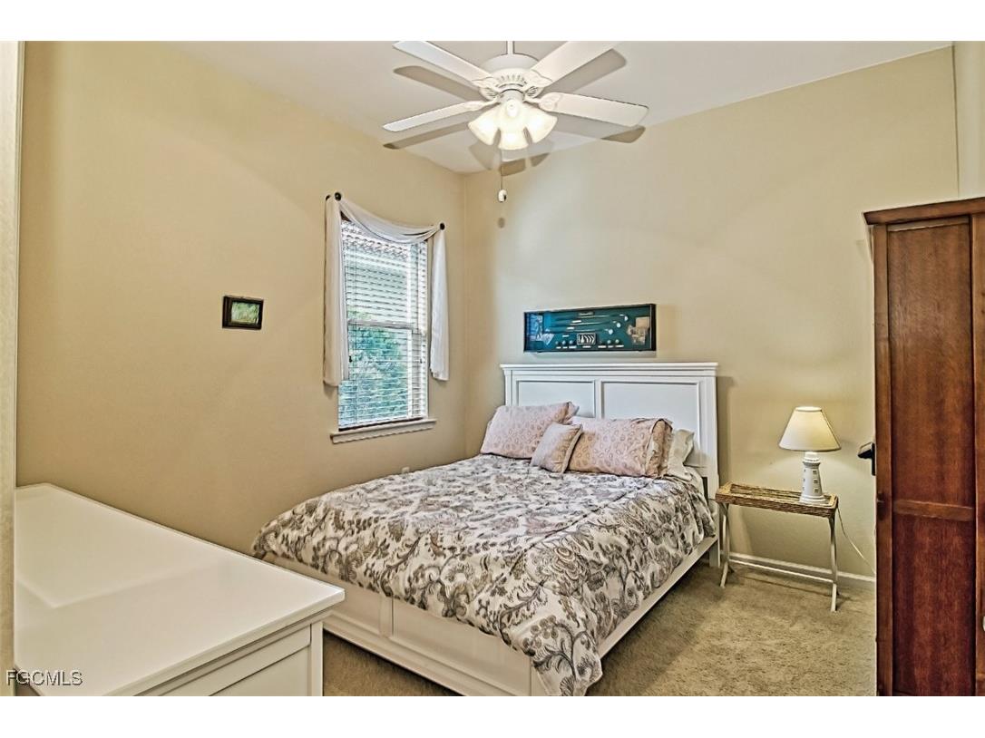 3460 Lakeview Isle Court Fort Myers FL 33905 2025015928 image33