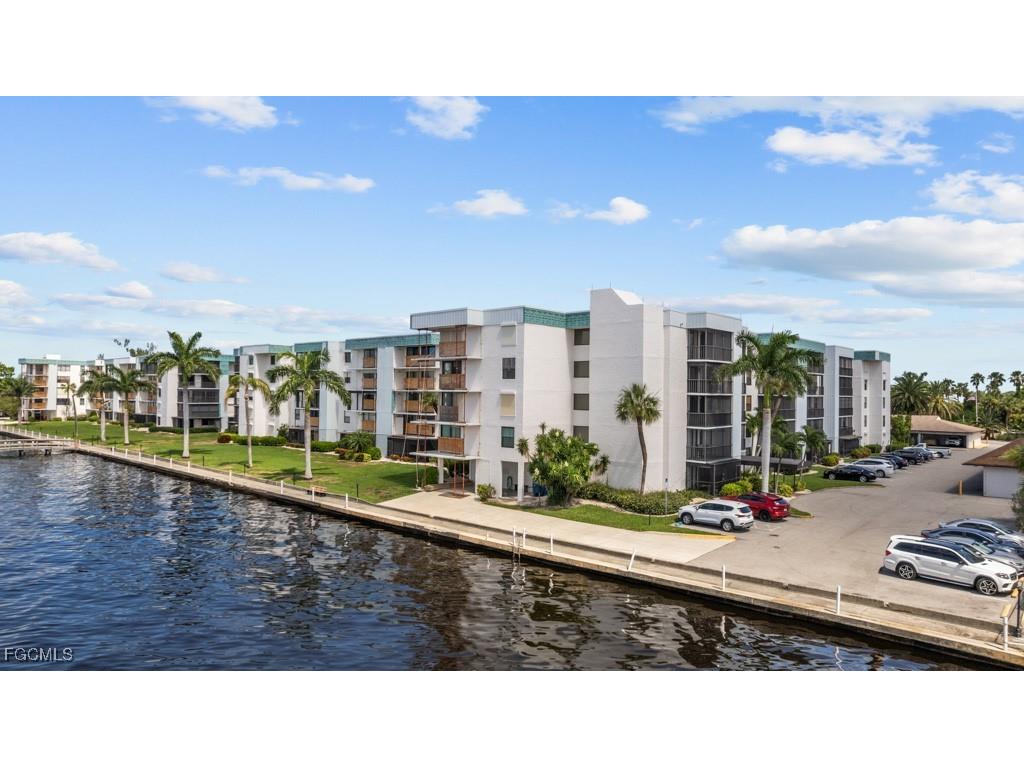 3460 N Key Drive #416 North Fort Myers FL 33903 2025002814 image1