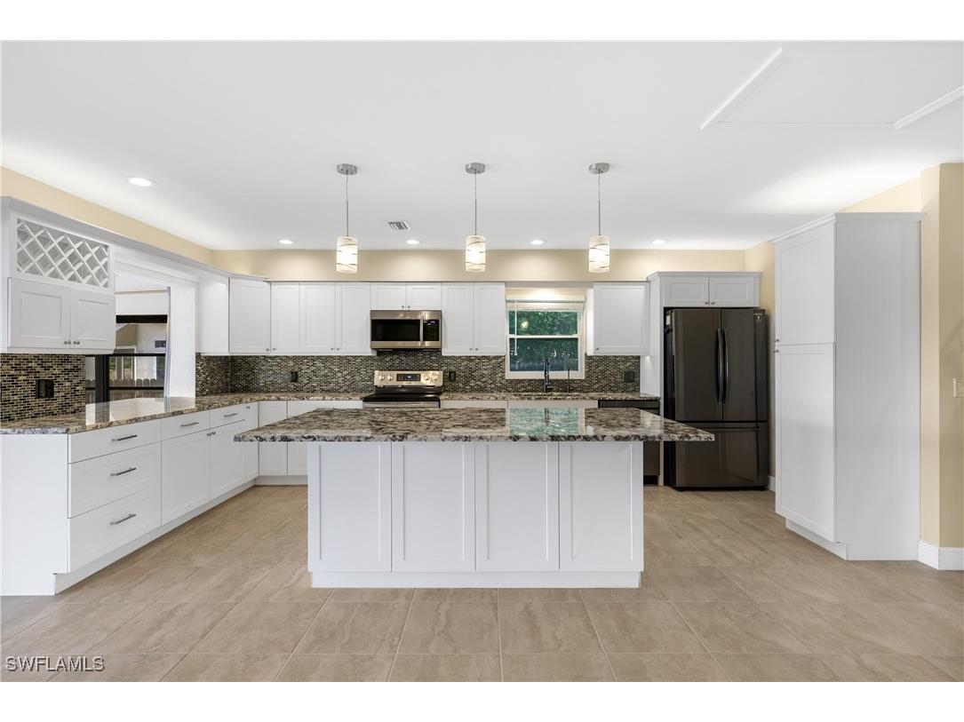 3461 Lakeview Drive Naples FL 34112 225082529 image13