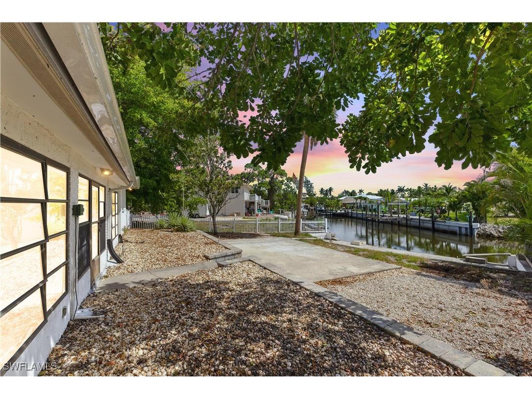 3461 Lakeview Drive Naples FL 34112 225082529 image33