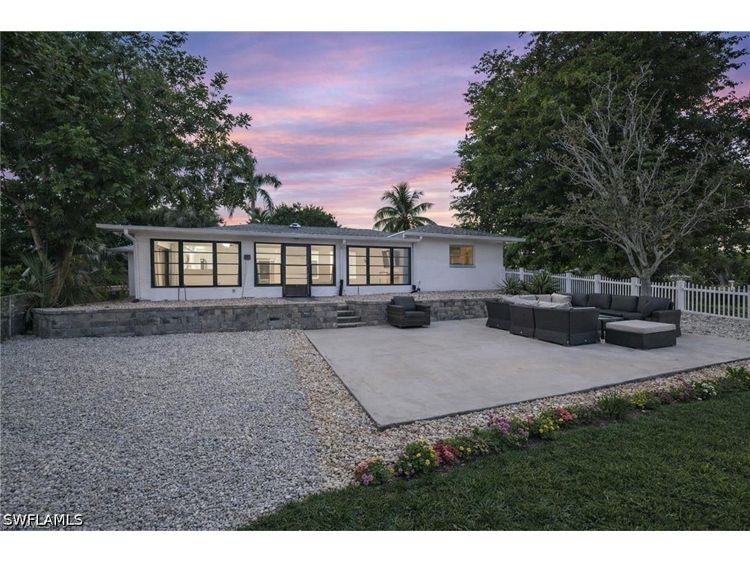 3461 Lakeview Drive Naples FL 34112 226013714 image4