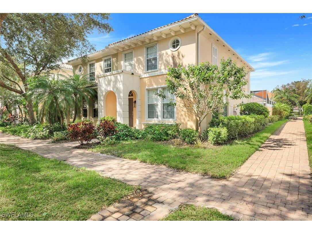 3462 Bravada Way Naples FL 34119 224084903 image1