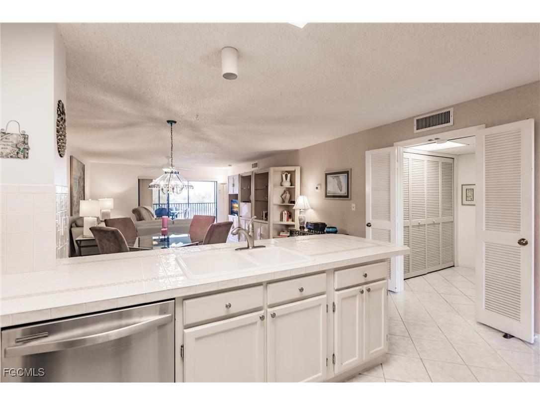 3462 Hancock Bridge Parkway #224 North Fort Myers FL 33903 2025011931 image11