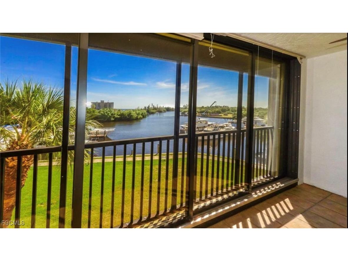 3462 Hancock Bridge Parkway #233 North Fort Myers FL 33903 2025008569 image1