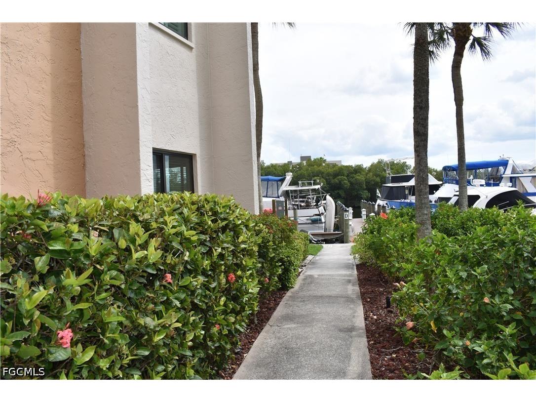 3462 Hancock Bridge Parkway #242 North Fort Myers FL 33903 2026018842 image8