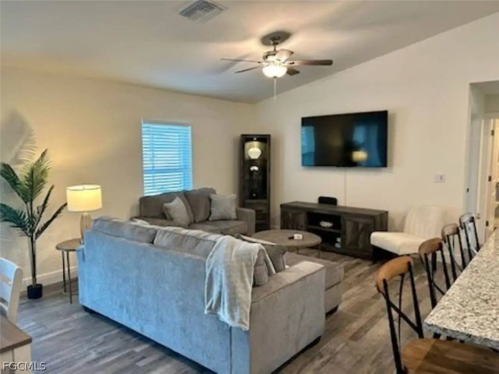 3462 NE 10th Place Cape Coral FL 33909 2026011721 image5