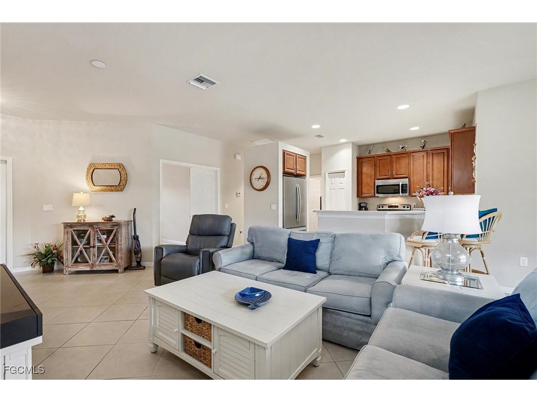 3464 Crosswater Drive North Fort Myers FL 33917 2025025347 image5