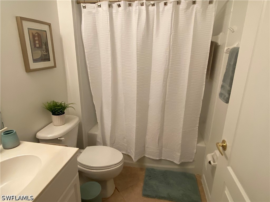 3465 Laurel Greens Lane S #103 Naples FL 34119 226019453 image9