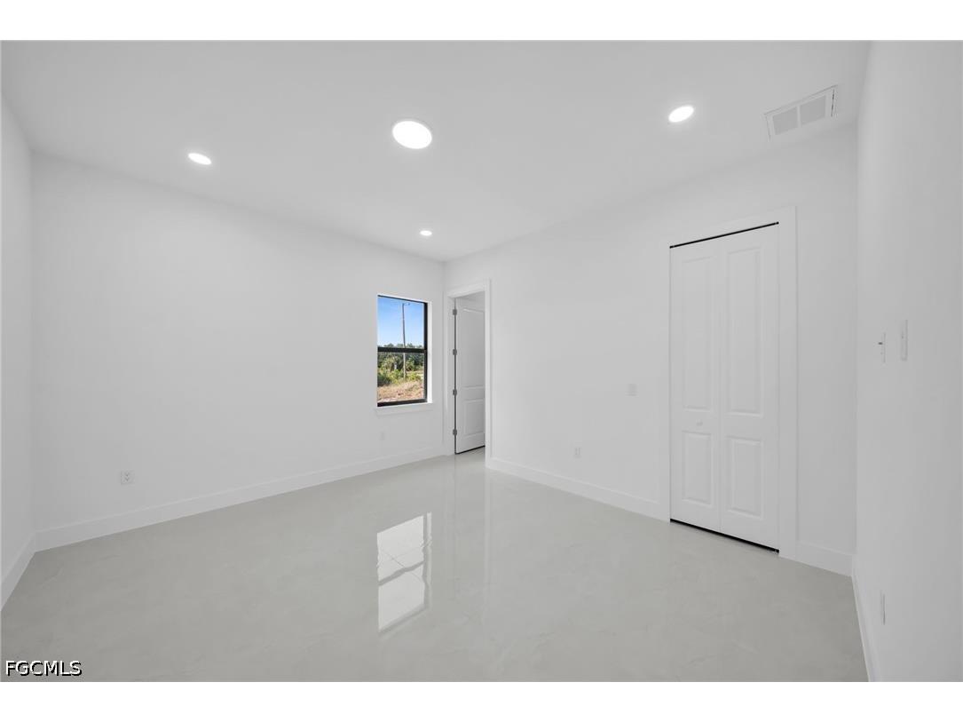 347 Columbus Boulevard S Lehigh Acres FL 33974 2026002711 image15
