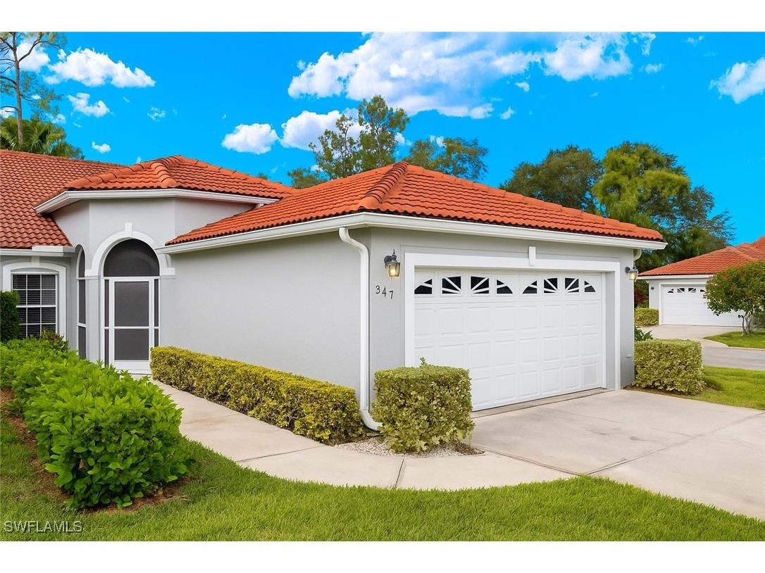 347 Melrose Place #19 Naples FL 34104 225077787 image1