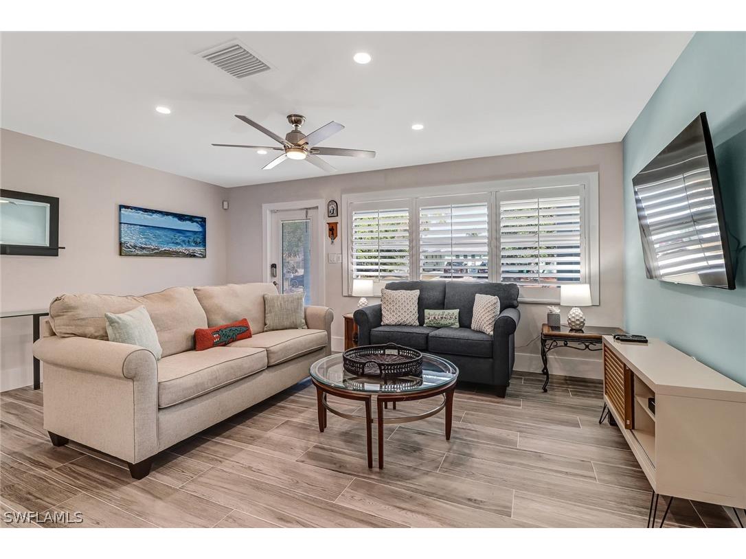 3470 Lakeview Drive Naples FL 34112 226010604 image5