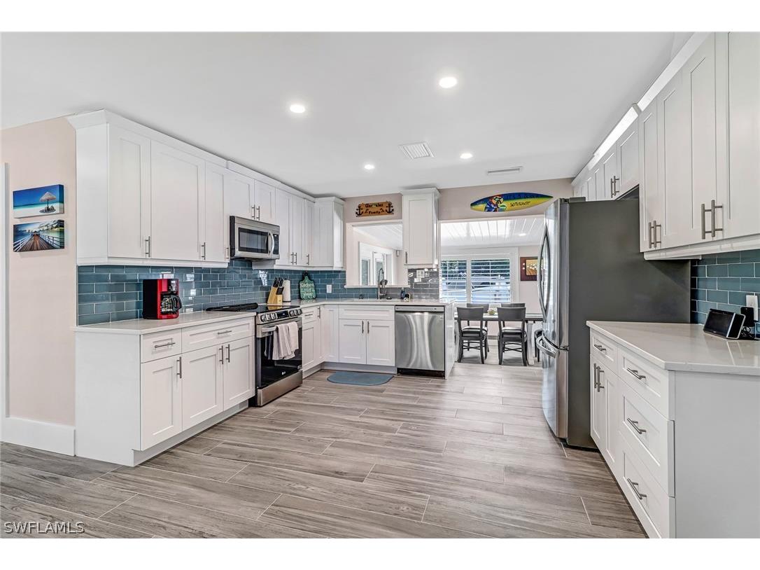 3470 Lakeview Drive Naples FL 34112 226010880 image4