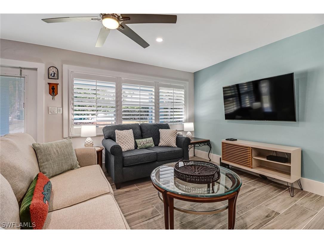 3470 Lakeview Drive Naples FL 34112 226010880 image5