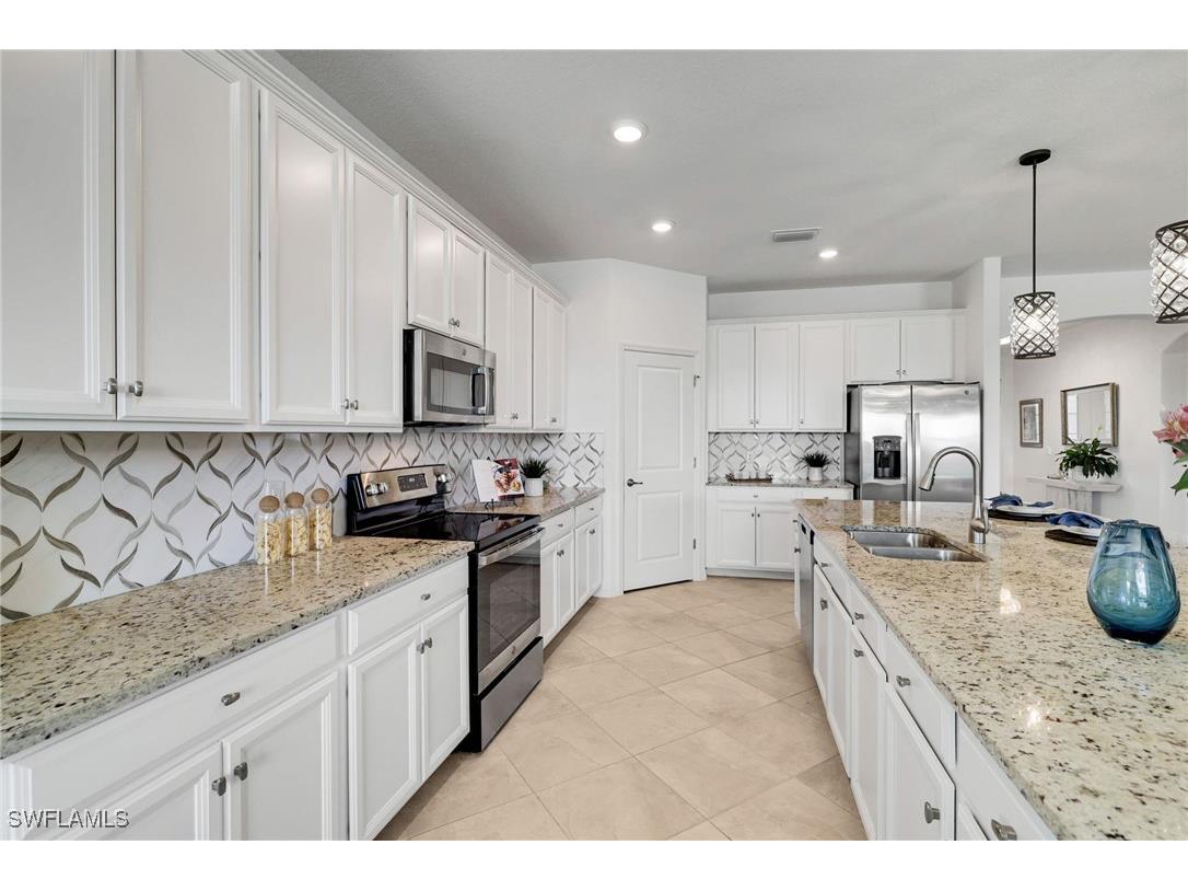 3470 Nombella Court Fort Myers FL 33905 225057115 image11