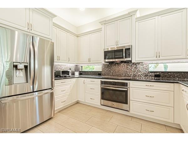 3471 Pacific Drive Naples FL 34119 225047474 image10