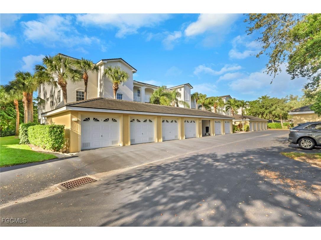 3471 Pointe Creek Court #201 Bonita Springs FL 34134 2025017332 image3