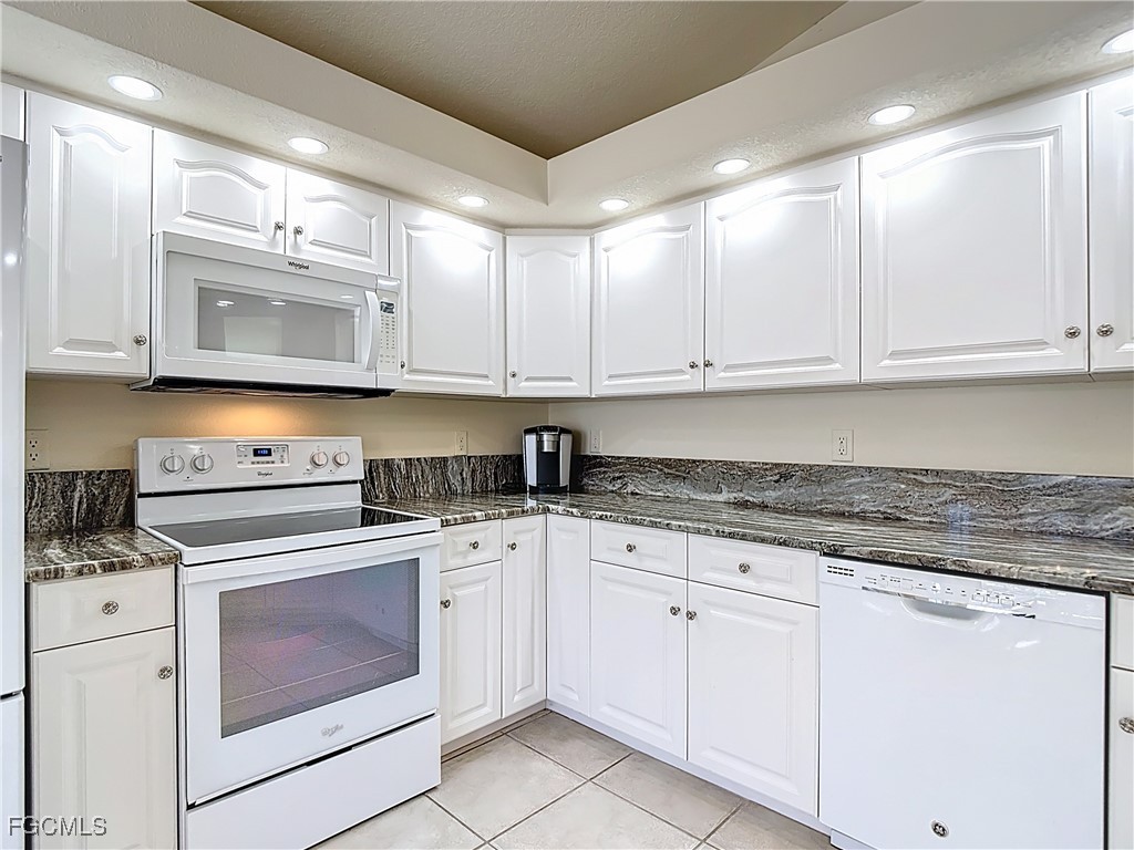 3472 Manatee Drive Saint James City FL 33956 2025021881 image10