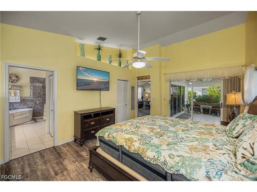 3474 Clubview Drive North Fort Myers FL 33917 2026029198 image39