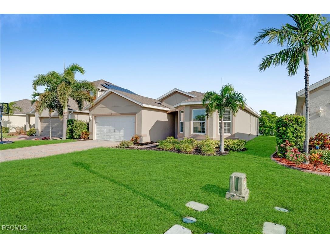 3477 Acapulco Circle Cape Coral FL 33909 2025026103 image3