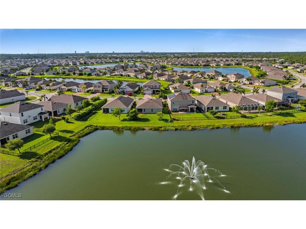 3477 Acapulco Circle Cape Coral FL 33909 2025026103 image35