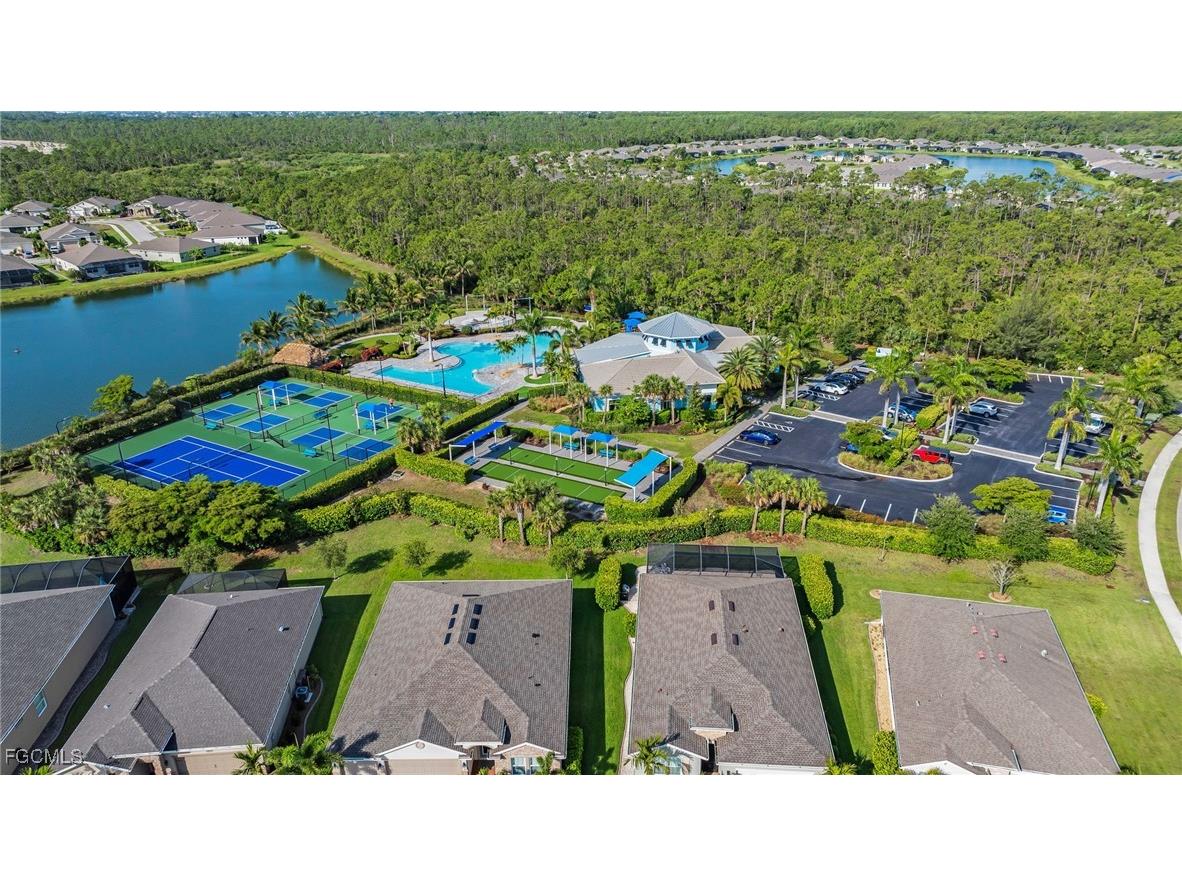 3477 Acapulco Circle Cape Coral FL 33909 2025026103 image39