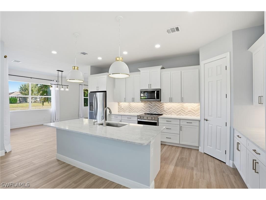 3479 Ocean Bluff Court Naples FL 34120 226006505 image1