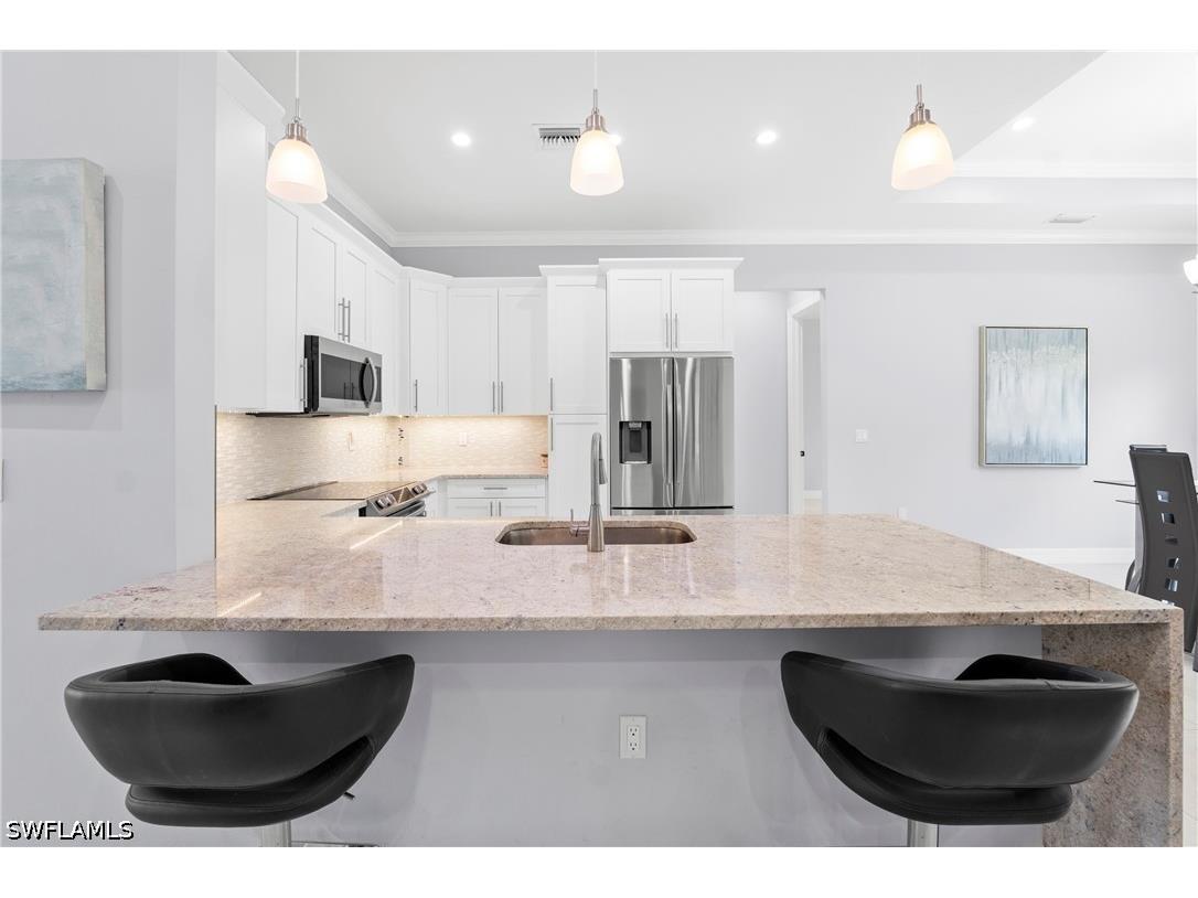 348 14th Avenue NE Naples FL 34120 226015026 image10