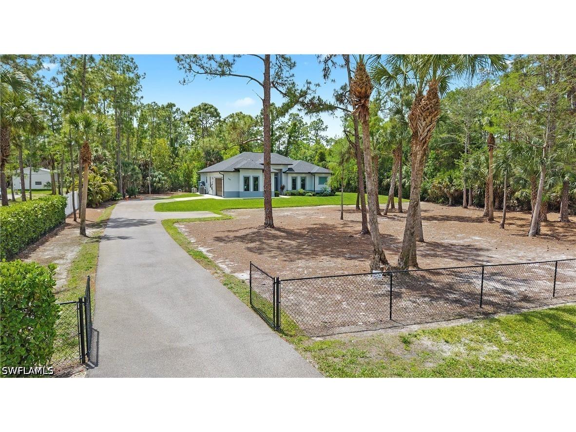 348 14th Avenue NE Naples FL 34120 226015026 image50