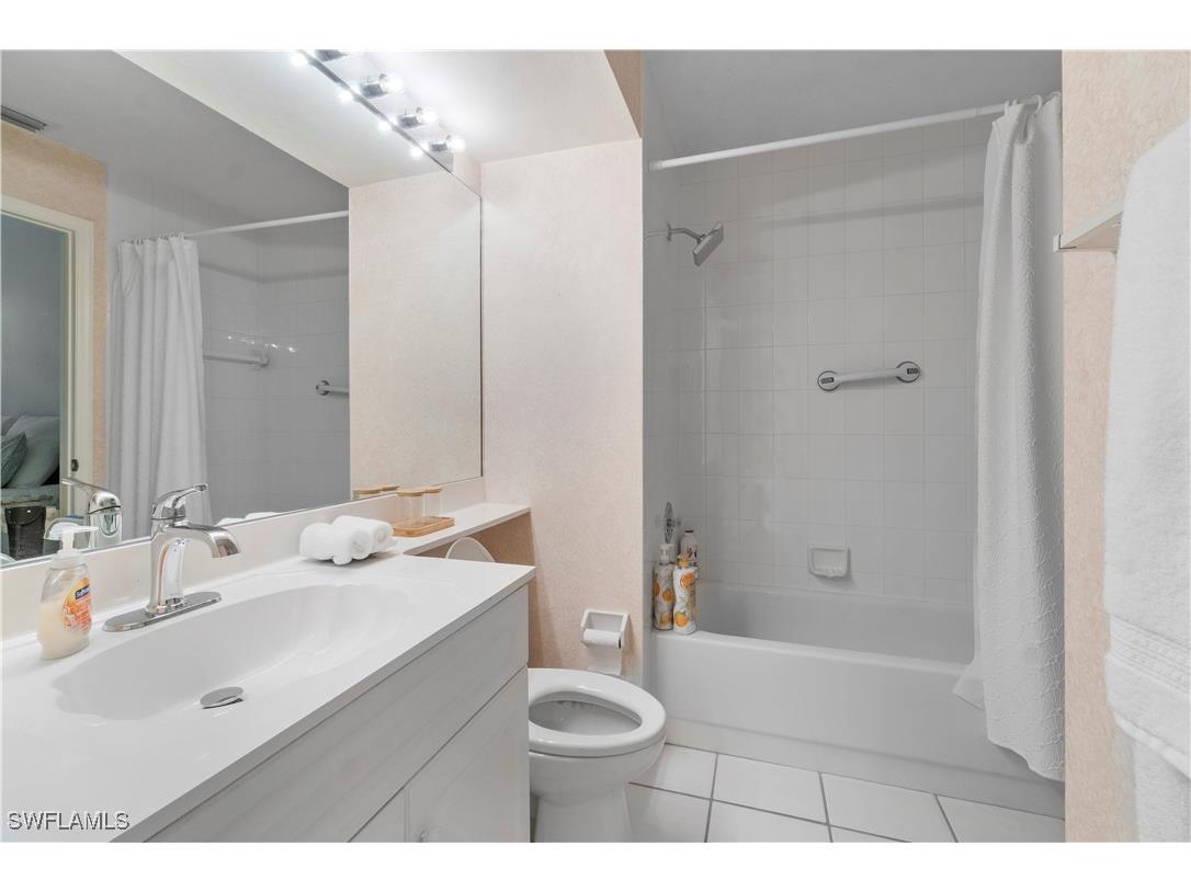 348 Carinosa Court #18-10 Naples FL 34110 225084986 image11